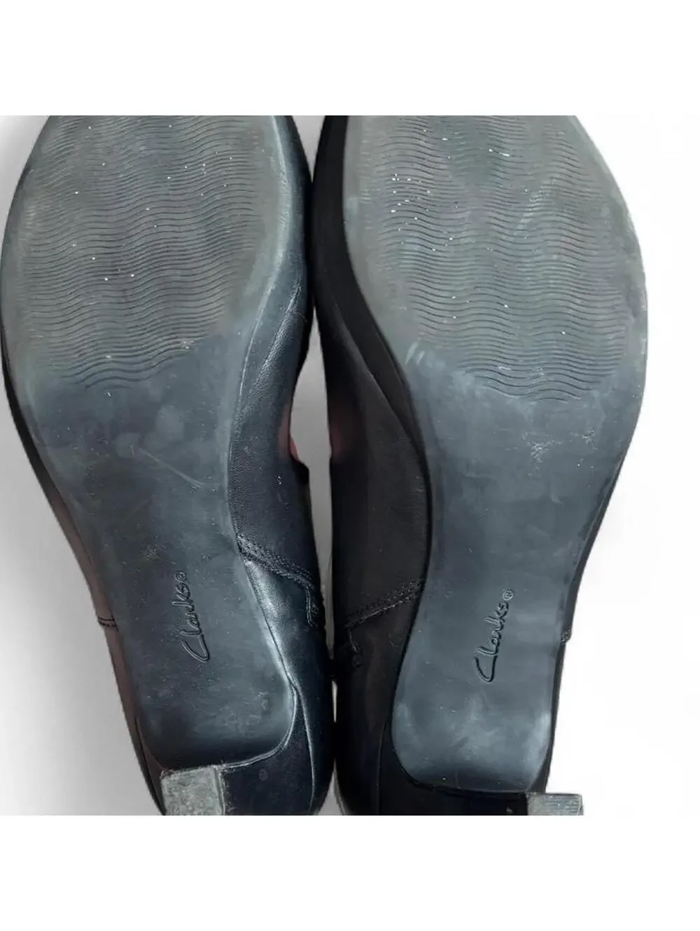 Clarks 8.5 Heels